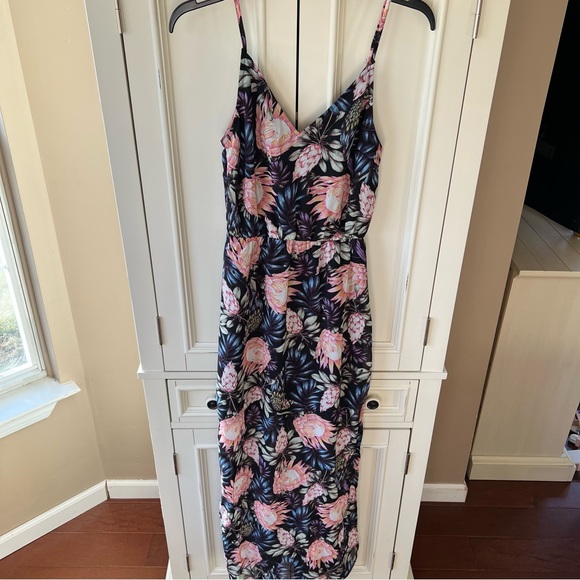 H&M maxi dress - Picture 2 of 9